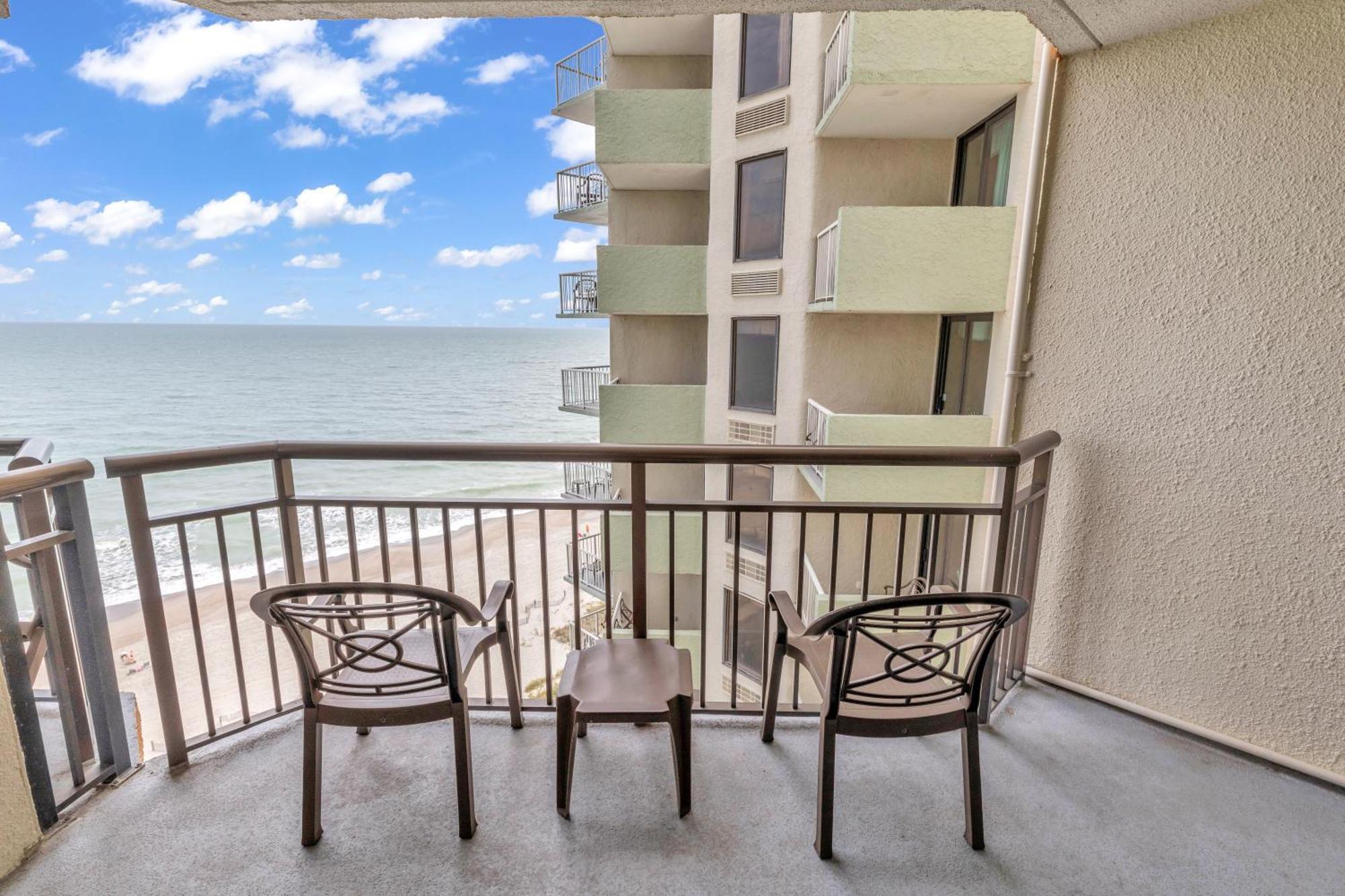 Ocean-Front Condos At Patricia Grand Myrtle Beach Exterior foto